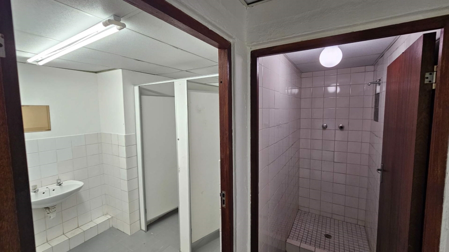 To Let commercial Property for Rent in Epping Industrial Western Cape